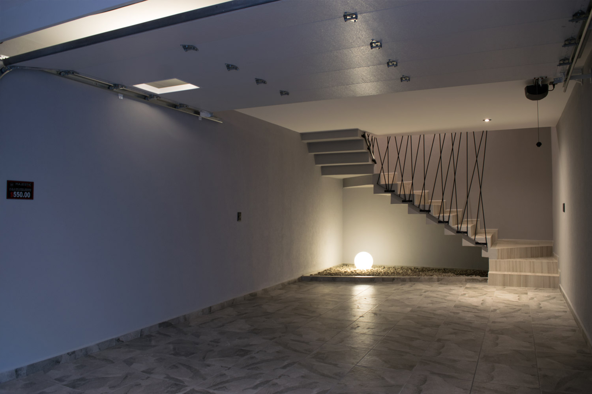 Habitación Garage Cohcera Motel Majestic